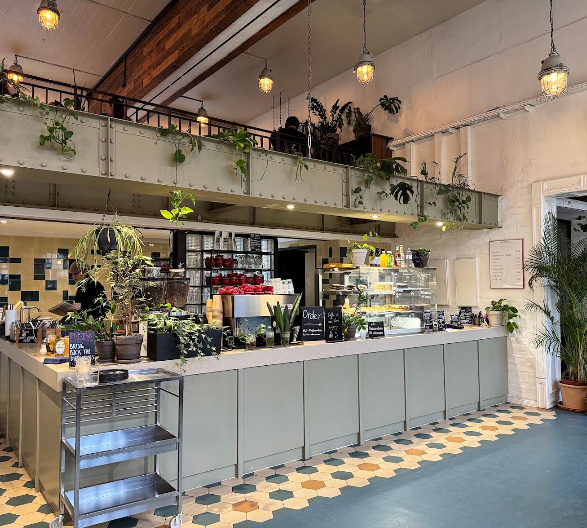 The Greens - Coffee & Plants specialty coffee shop in Berlin - photo 2