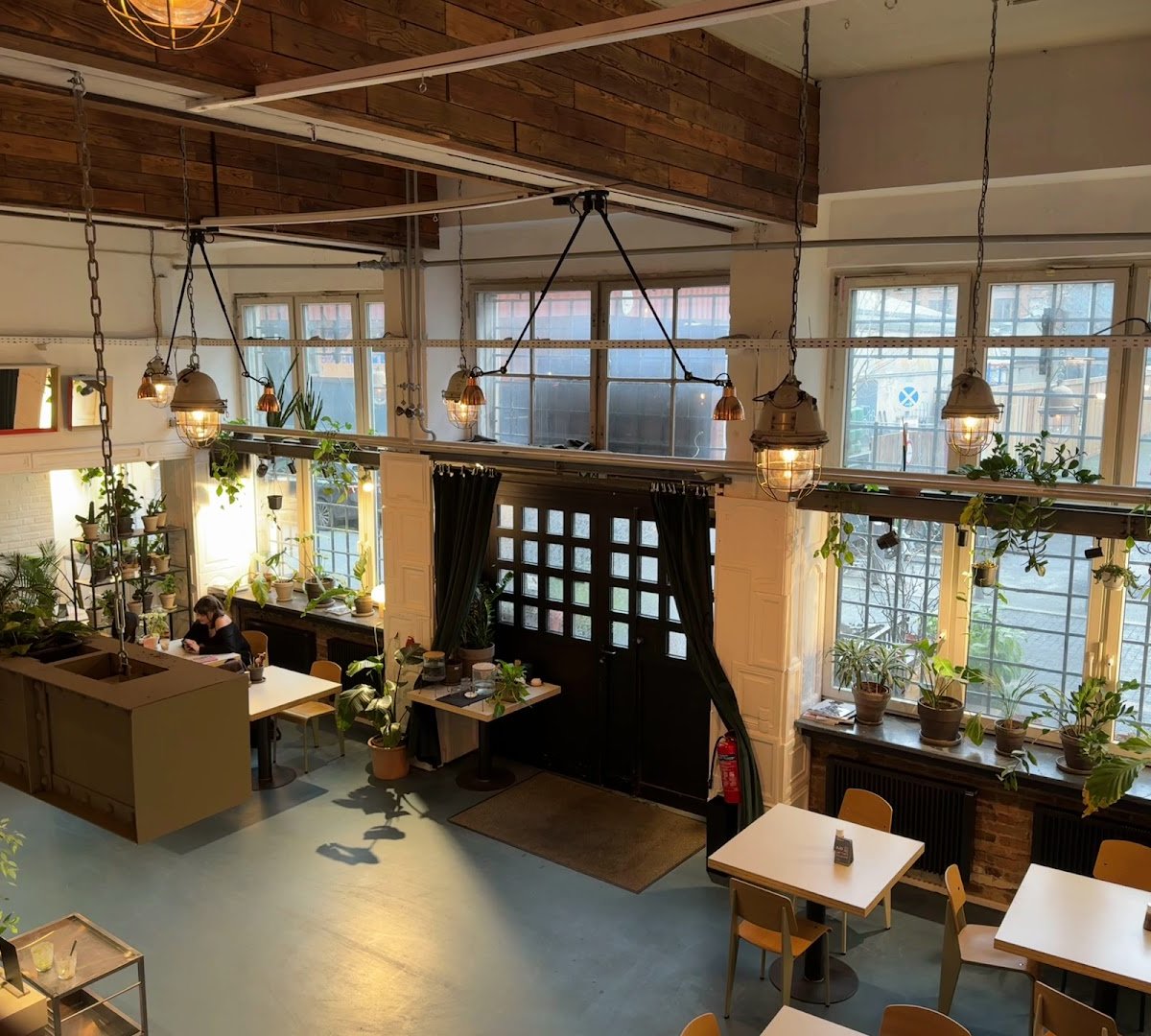 The Greens - Coffee & Plants specialty coffee shop in Berlin - photo 8