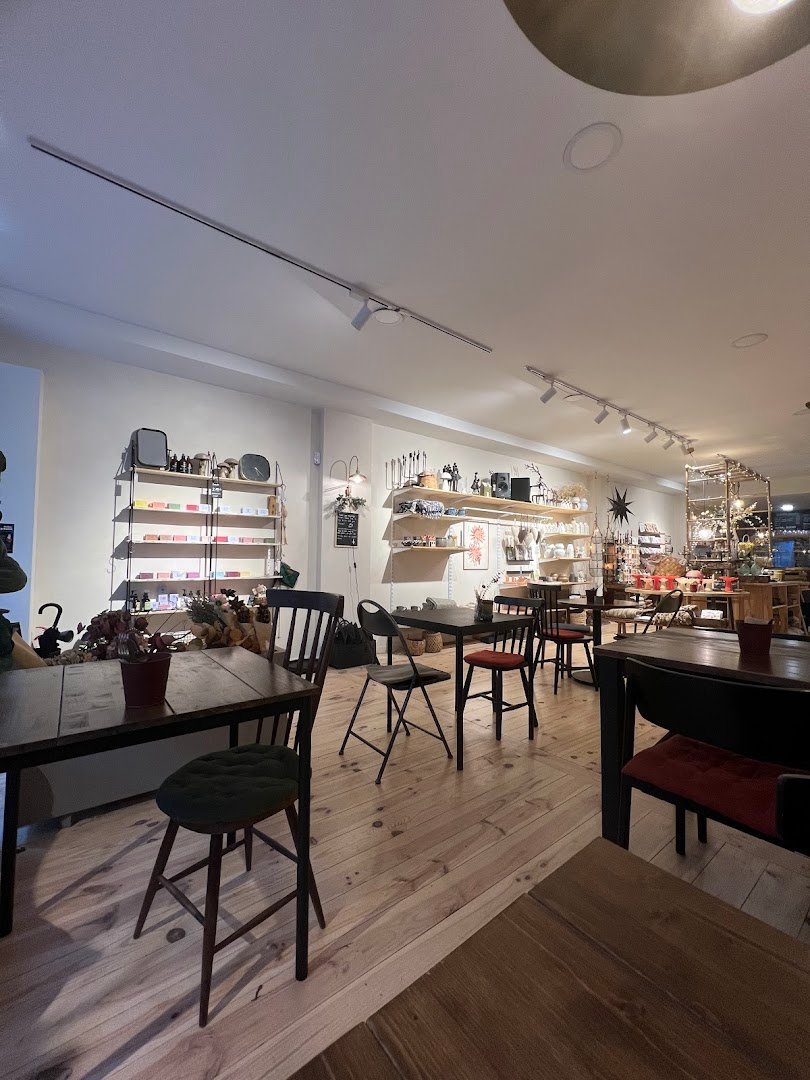 Interior of Mel Living Nordic Shop & Café, specialty coffee shop in Porto