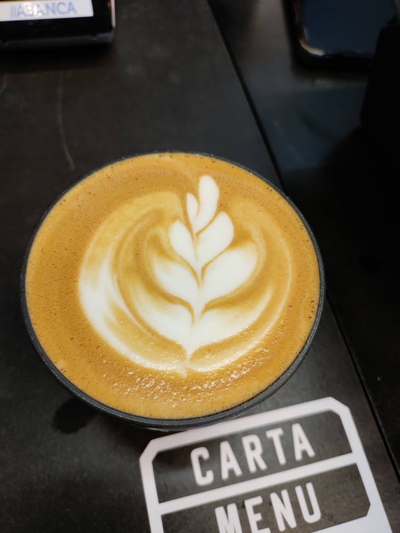 Astro Café Nuevos Ministerios (MAD) specialty coffee shop in Madrid - photo 5