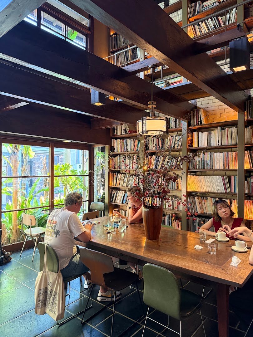 Cafe Bibliotic Hello! specialty coffee shop in Kyoto - photo 7