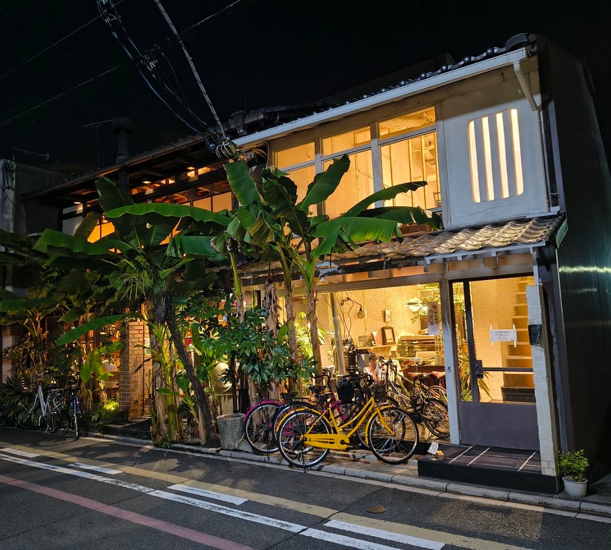 Cafe Bibliotic Hello! specialty coffee shop in Kyoto - photo 8