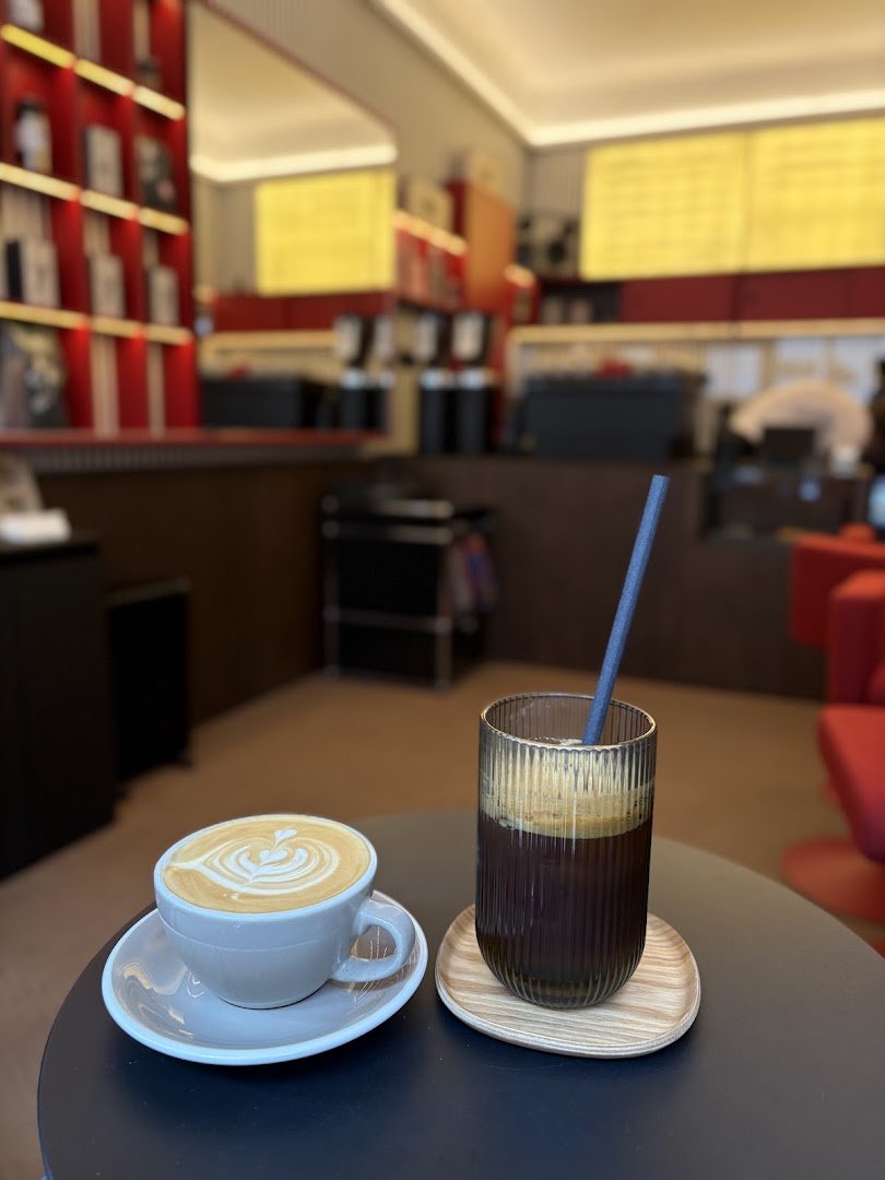Black Hat Coffee - Specialty Espresso Bar Berlin specialty coffee shop in Berlin - photo 2