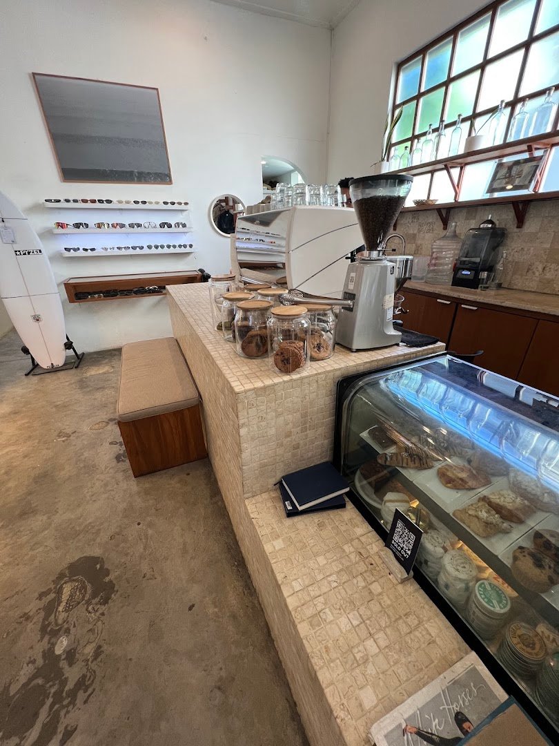 BGS Uluwatu - Bali Surf Shop & Coffee Bar specialty coffee shop in Bali - photo 4