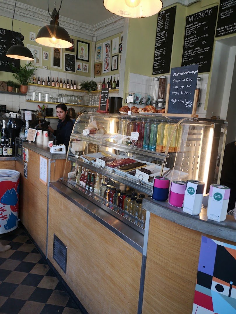 Interior of Liebling, specialty coffee shop in Oslo