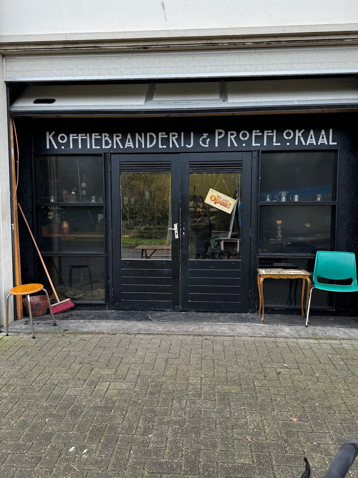 Dolce Alchemia Coffee Roasters specialty coffee shop in Amsterdam - photo 7