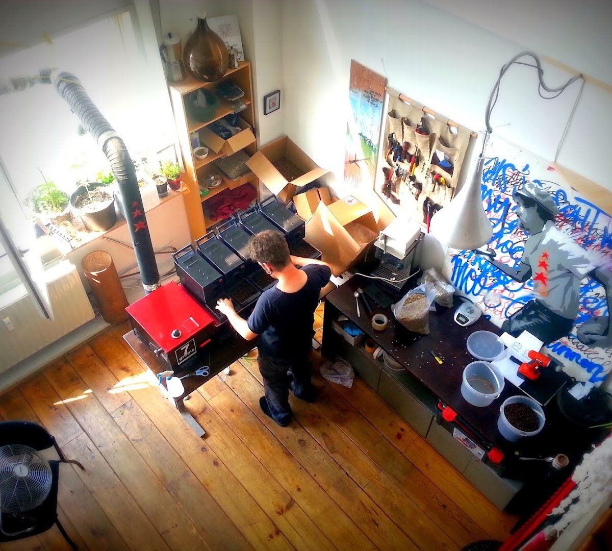 Dolce Alchemia Coffee Roasters specialty coffee shop in Amsterdam - photo 9