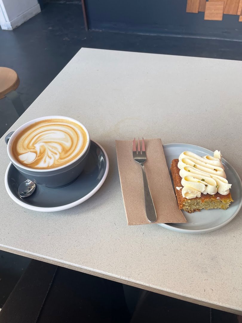 Coffee at Fortitude Coffee, specialty coffee shop in Edinburgh