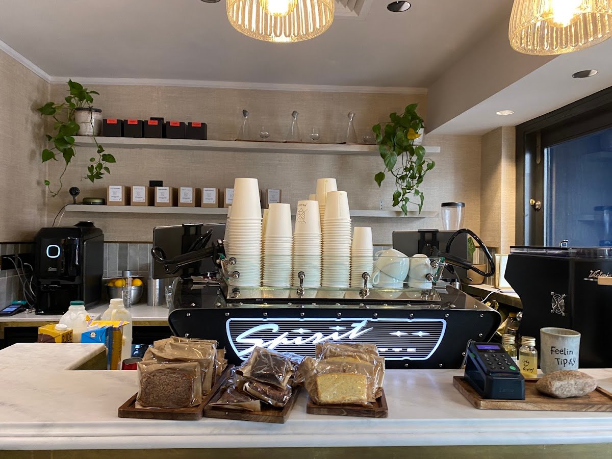 Hagen Espresso Bar (Hagen Mayfair) specialty coffee shop in London - photo 9