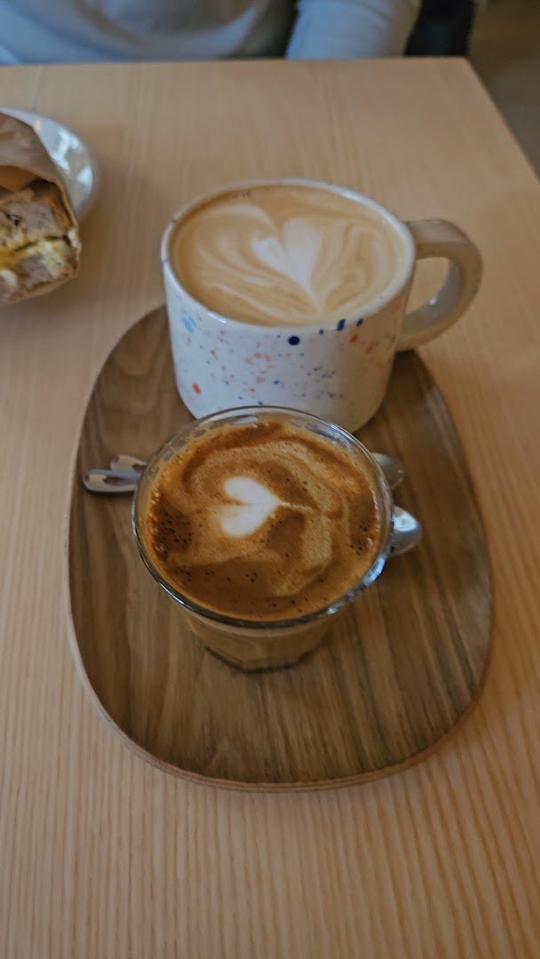 Coffee at Sestava, specialty coffee shop in Prague