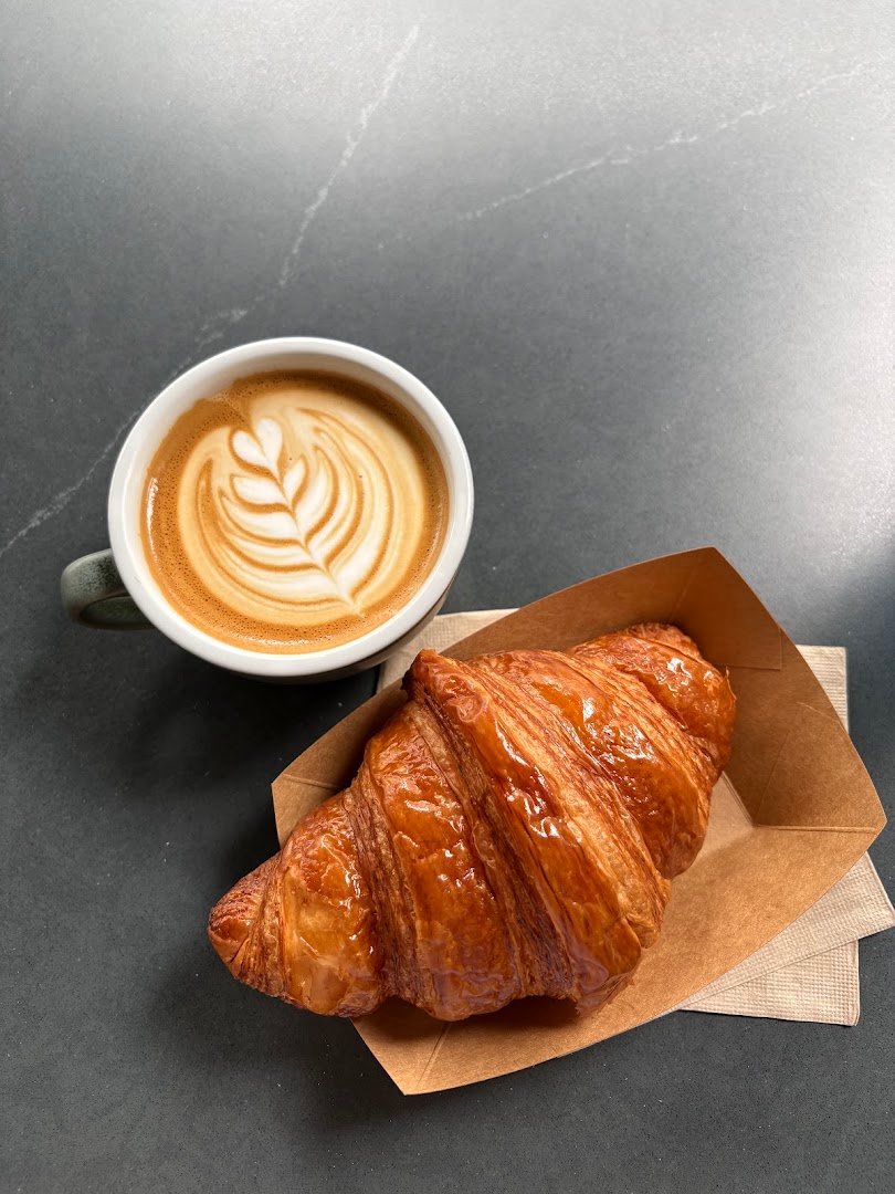 Coffee at Sloth and Messenger Coffee, specialty coffee shop in Singapore