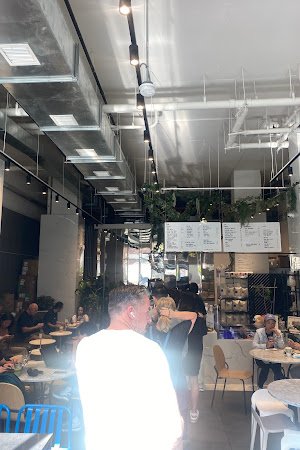 White Noise Coffee - Coffee Shop & Roastery specialty coffee shop in New York - photo 6