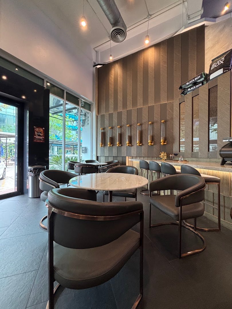 ESPRESSO BOX specialty coffee shop in Bangkok - photo 2