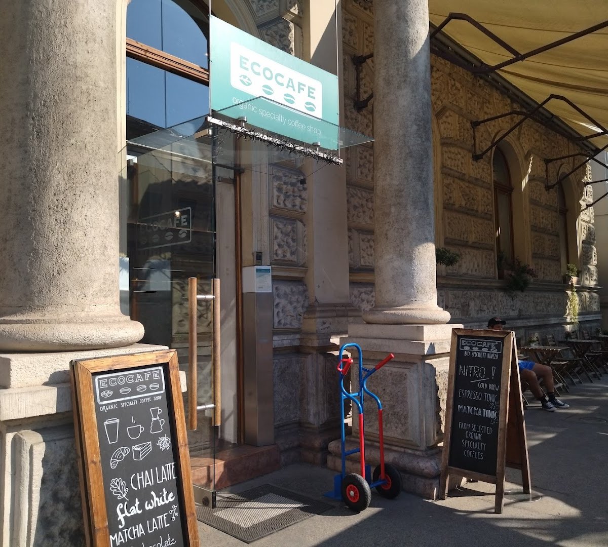 Ecocafe - organic specialty coffee shop specialty coffee shop in Budapest - photo 9