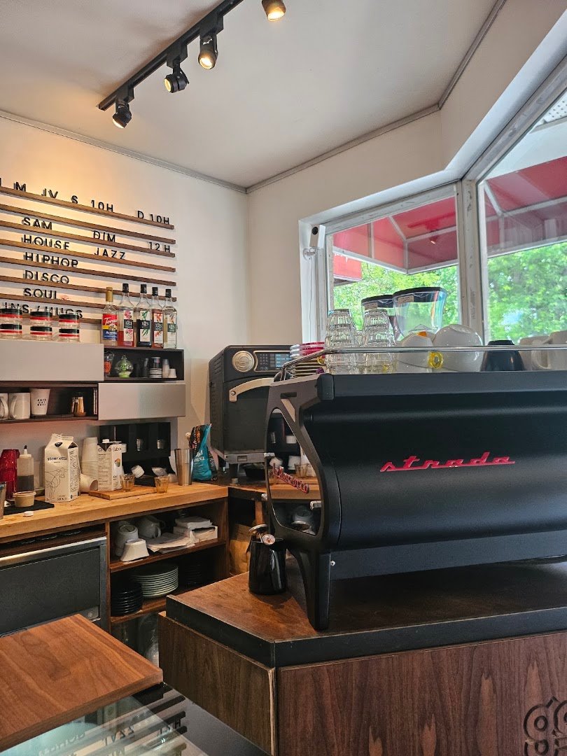 Interior of Cafe Gotsoul, specialty coffee shop in Montreal