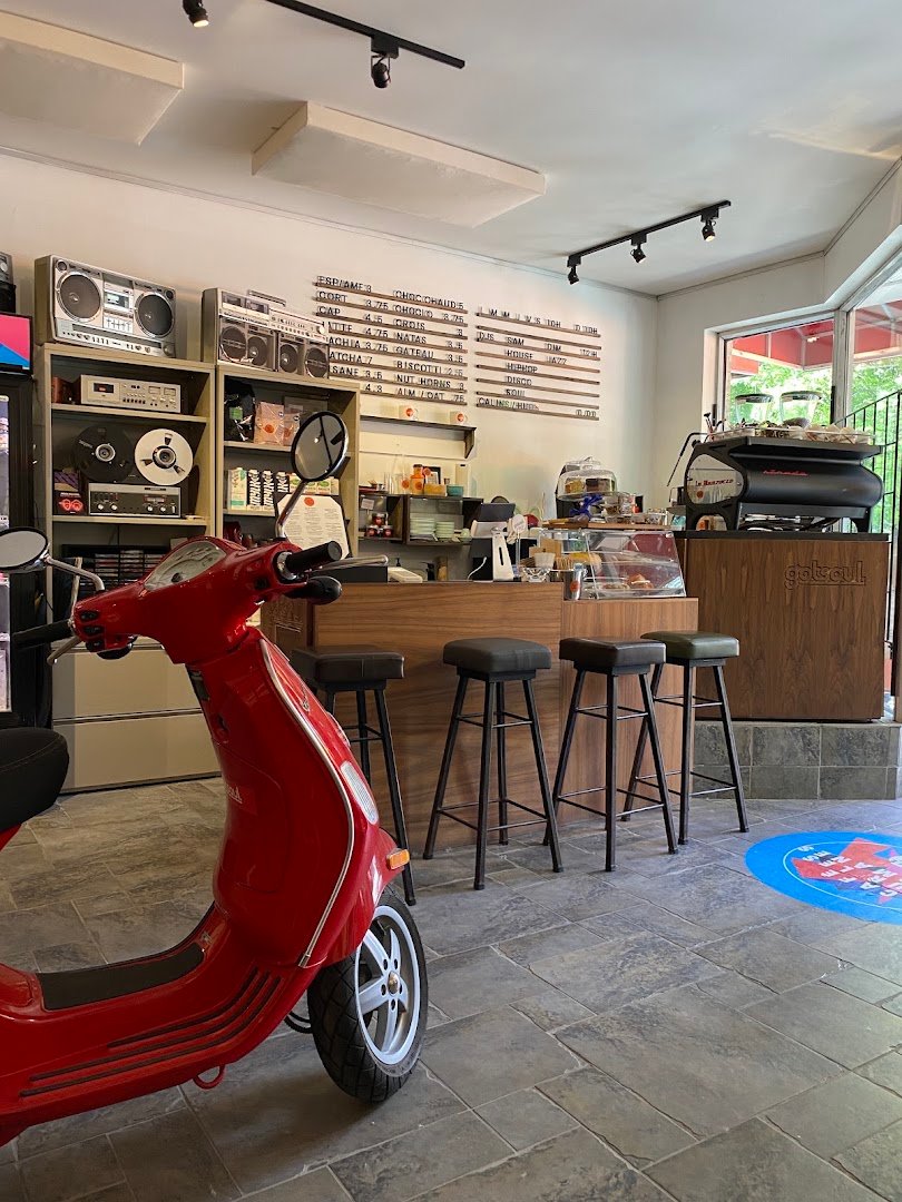 Interior of Cafe Gotsoul, specialty coffee shop in Montreal