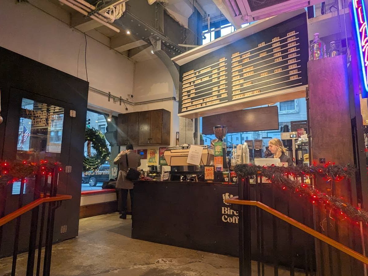Birch Coffee specialty coffee shop in New York - photo 3
