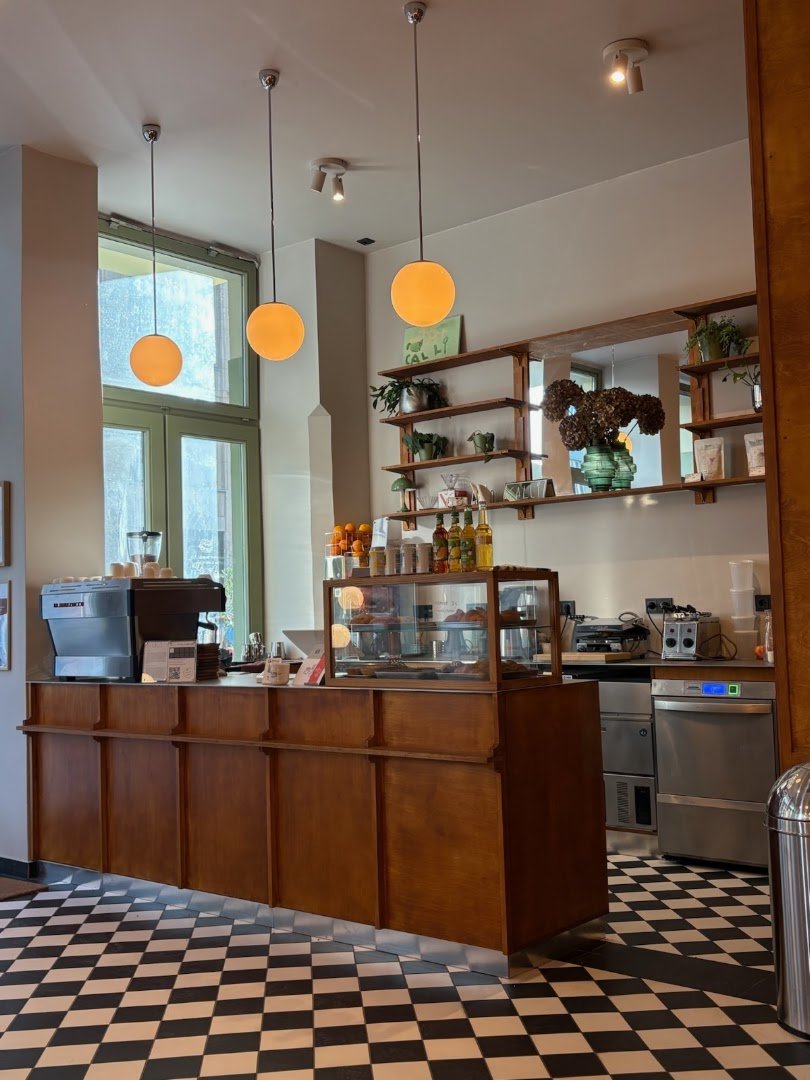 Calli. the coffee club specialty coffee shop in Berlin - photo 3