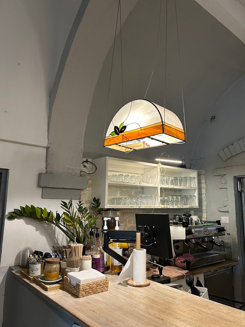Interior of Proces Kawki, specialty coffee shop in Warsaw