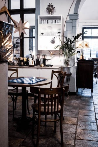 Interior of Proces Kawki, specialty coffee shop in Warsaw
