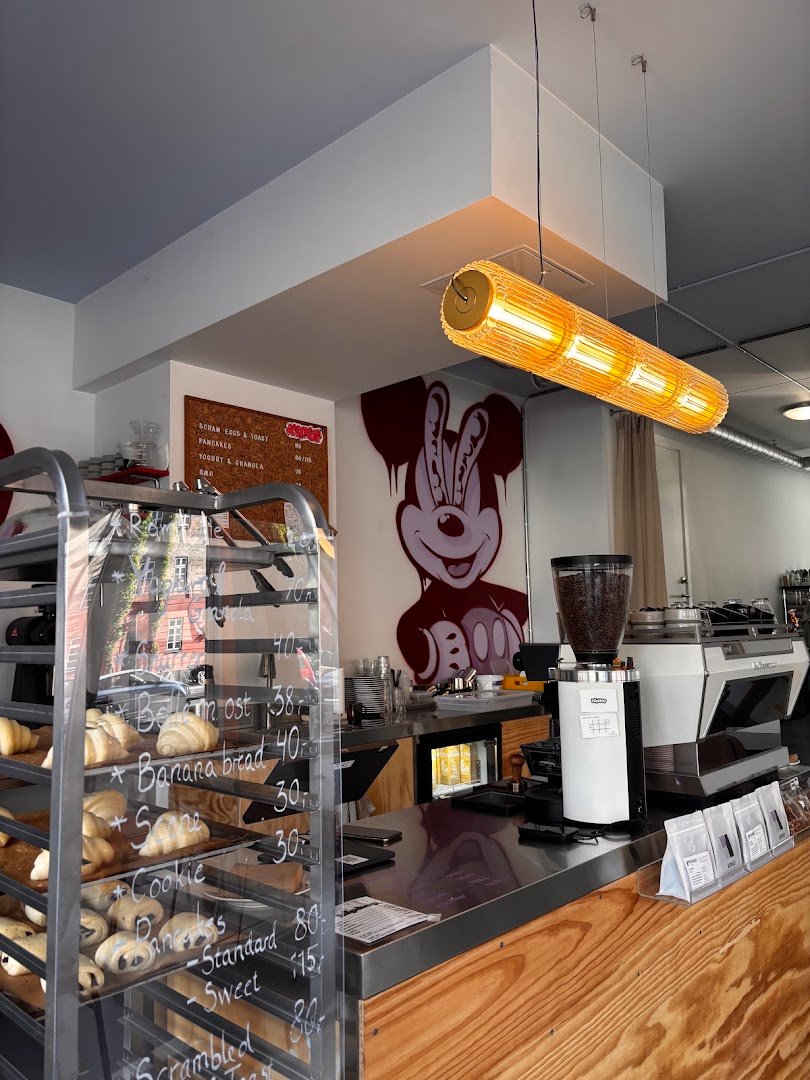 Hip Hop specialty coffee shop in Copenhagen - photo 5