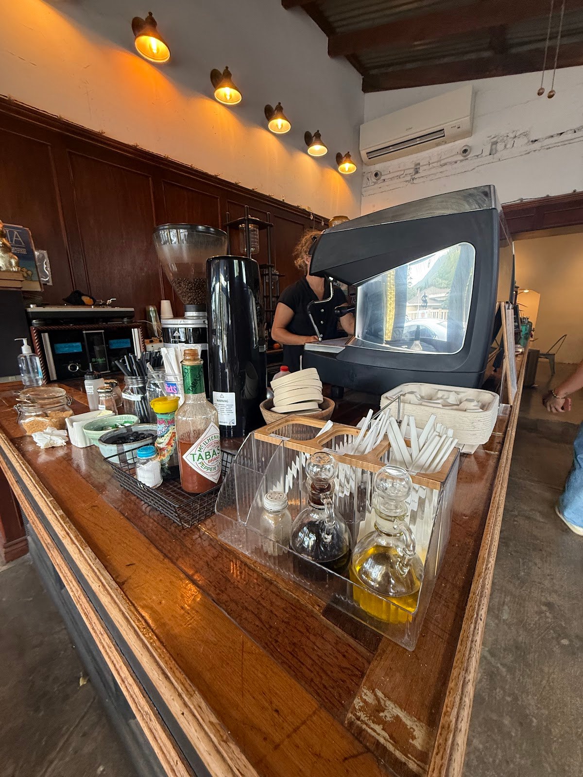 ARS Cafe specialty coffee shop in Honolulu - photo 2