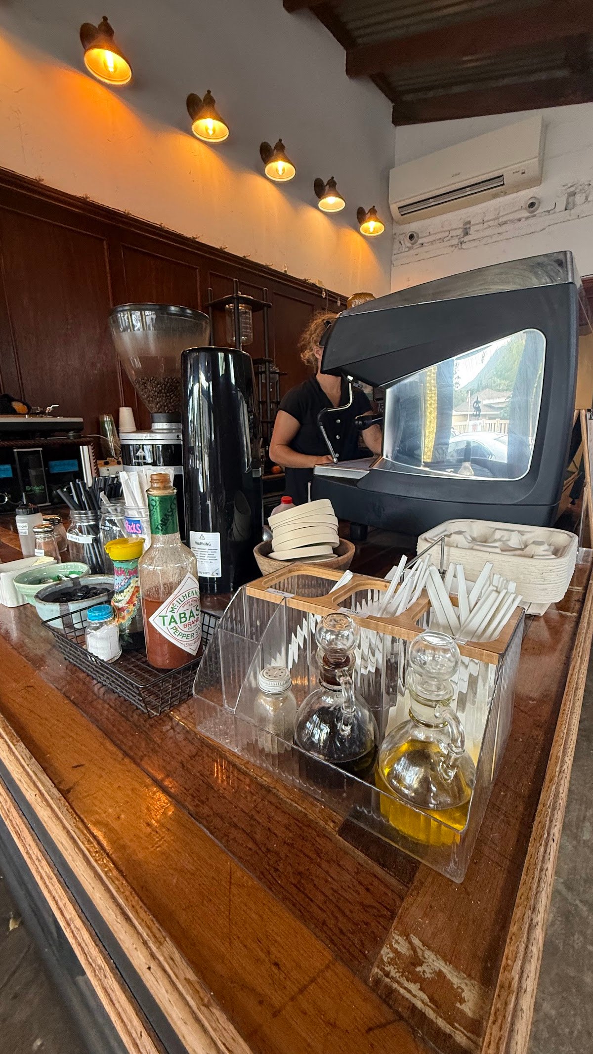 ARS Cafe specialty coffee shop in Honolulu - photo 10