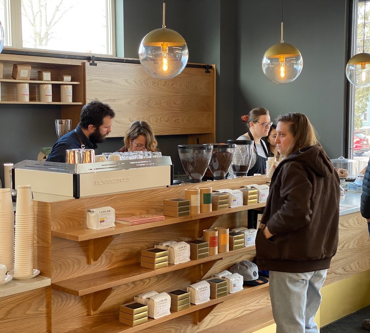 Carrier Roasting Co. specialty coffee shop in Burlington - photo 2