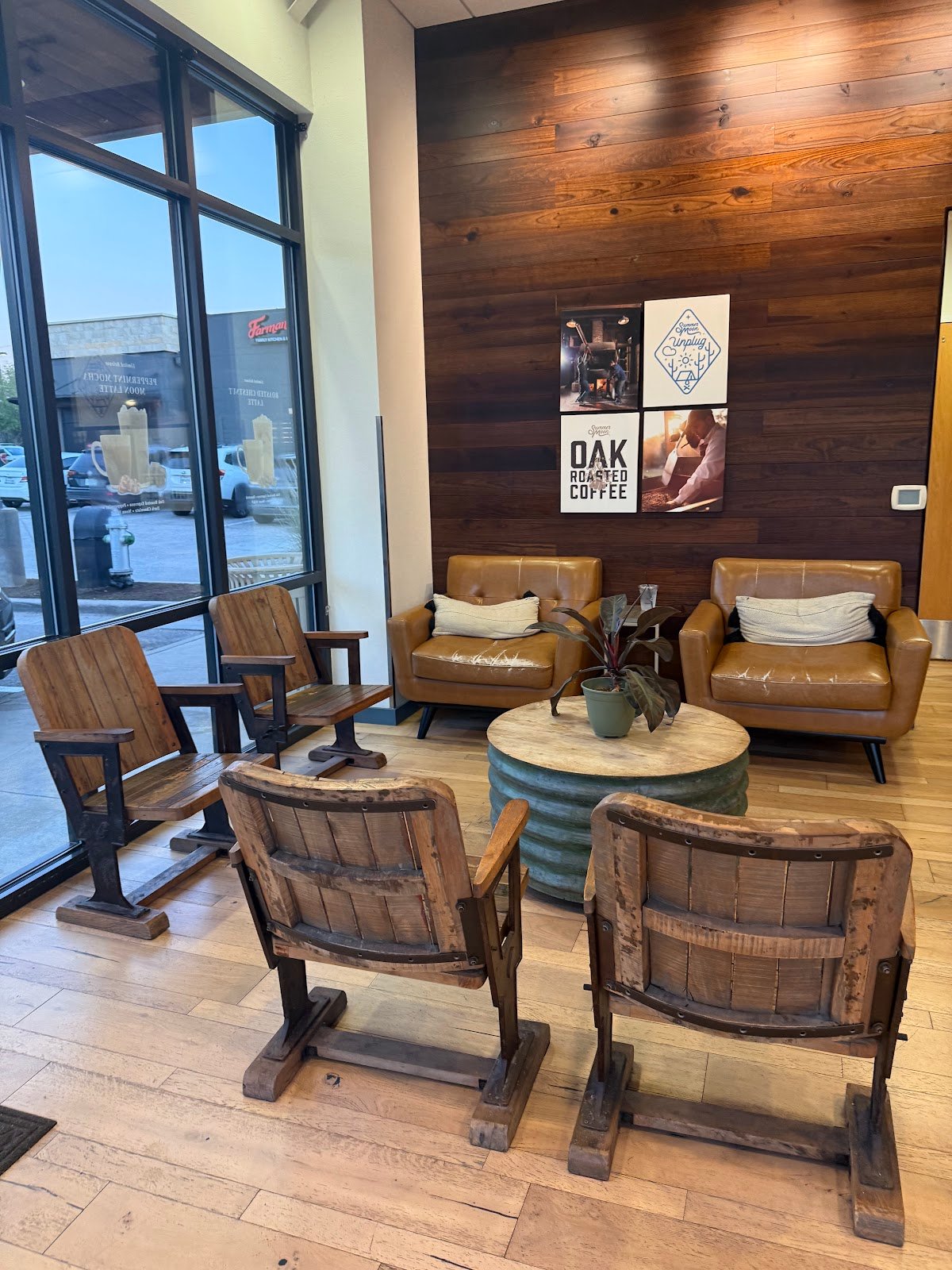 Summer Moon Coffee specialty coffee shop in Austin - photo 5