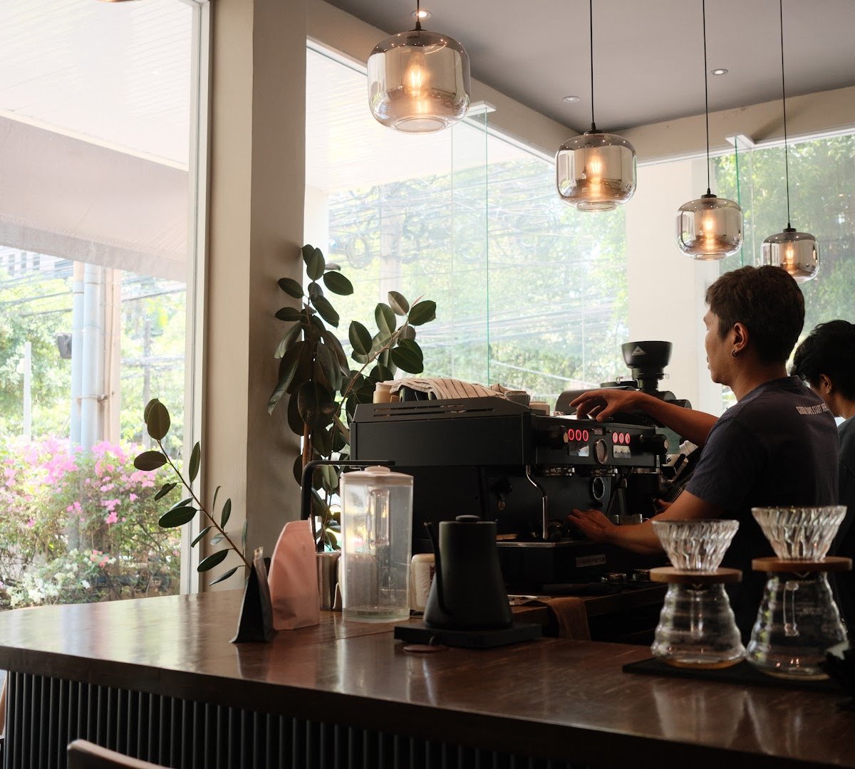 Smokey Cat Coffee Roaster specialty coffee shop in Bangkok - photo 4