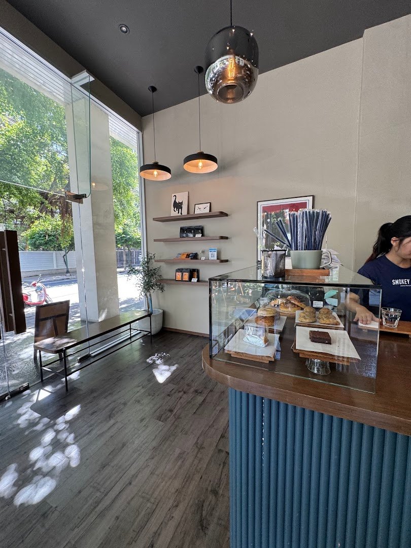 Smokey Cat Coffee Roaster specialty coffee shop in Bangkok - photo 8