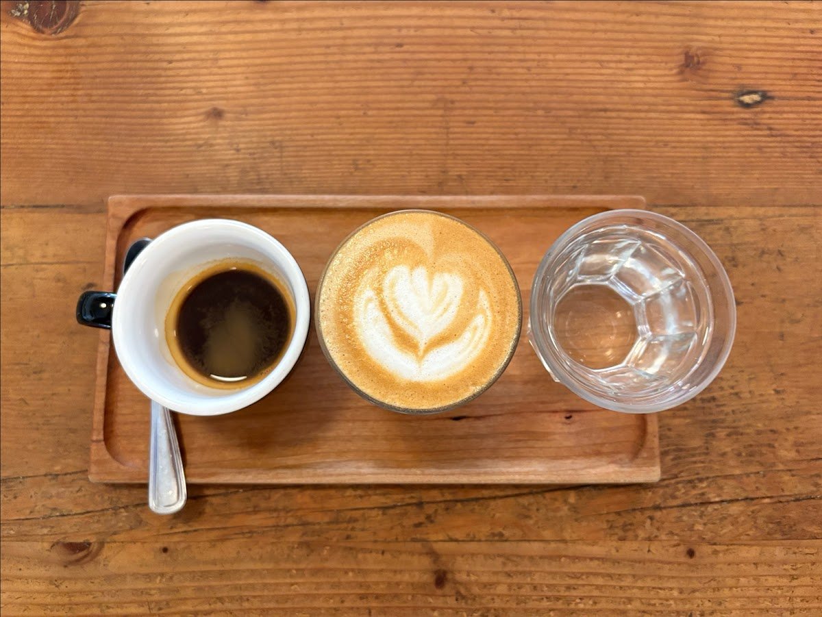 Analog Coffee specialty coffee shop in Seattle - photo 4