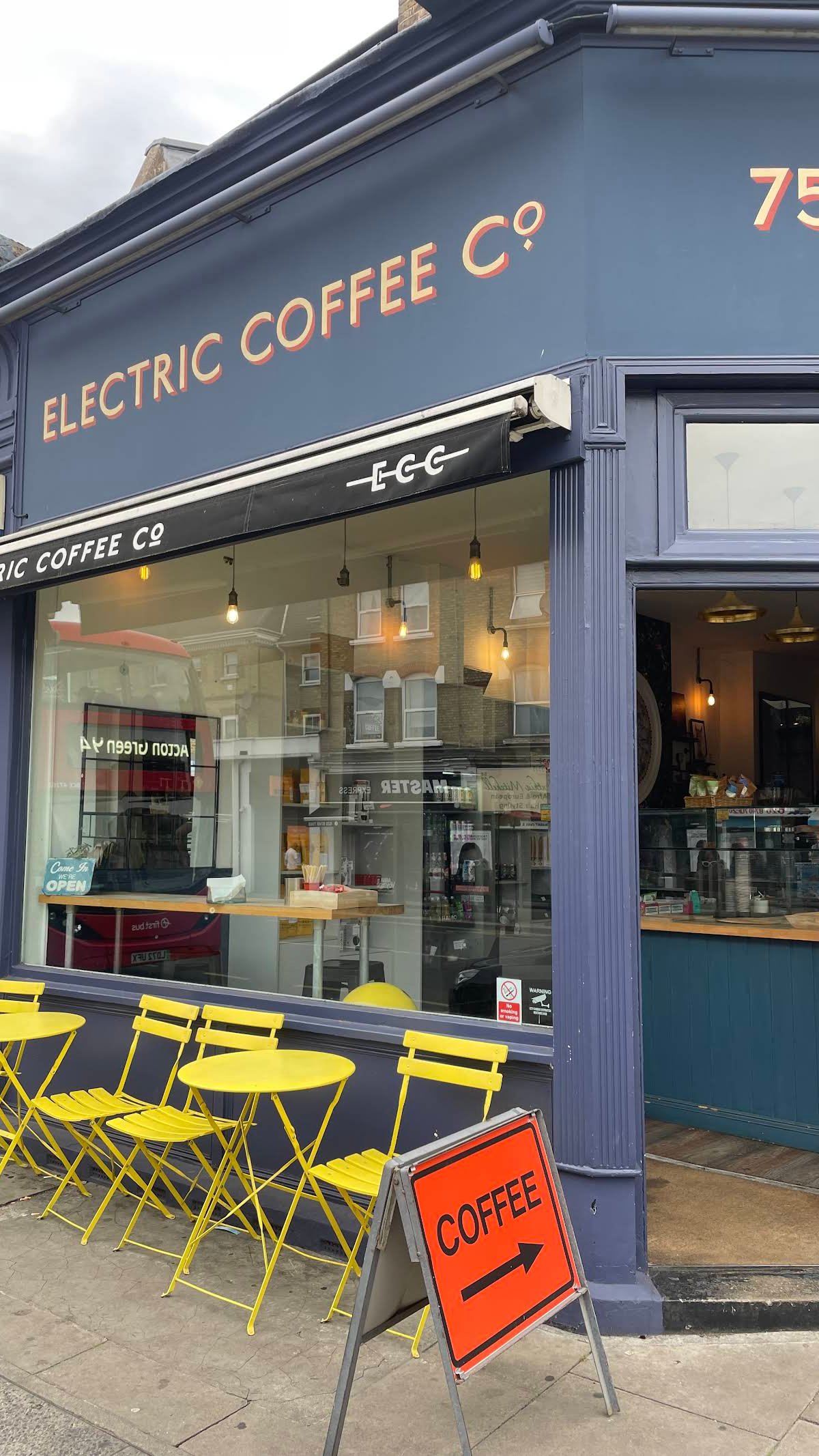 Electric Coffee Co specialty coffee shop in London - photo 11