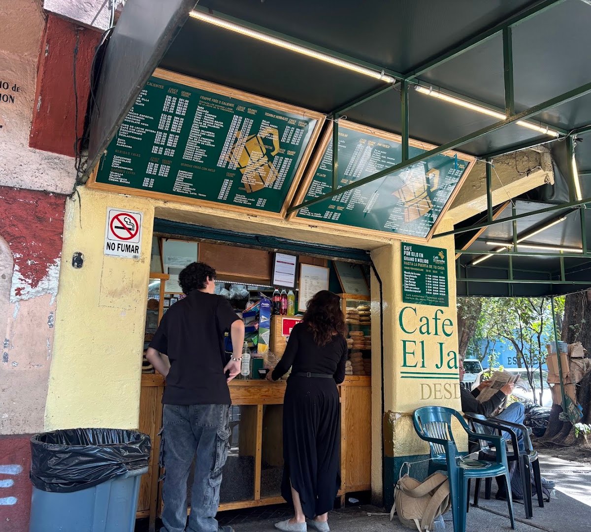 Storefront of The Jarocho Coffee, specialty coffee shop in Mexico City