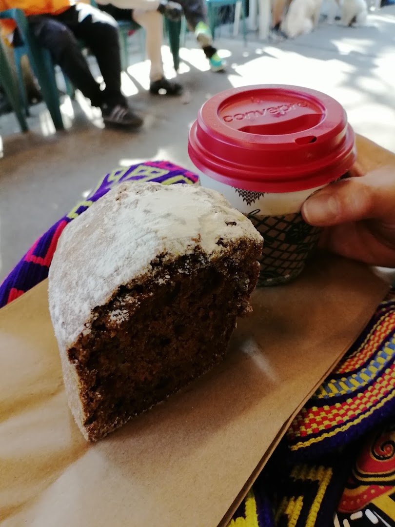 Food at The Jarocho Coffee, specialty coffee shop in Mexico City