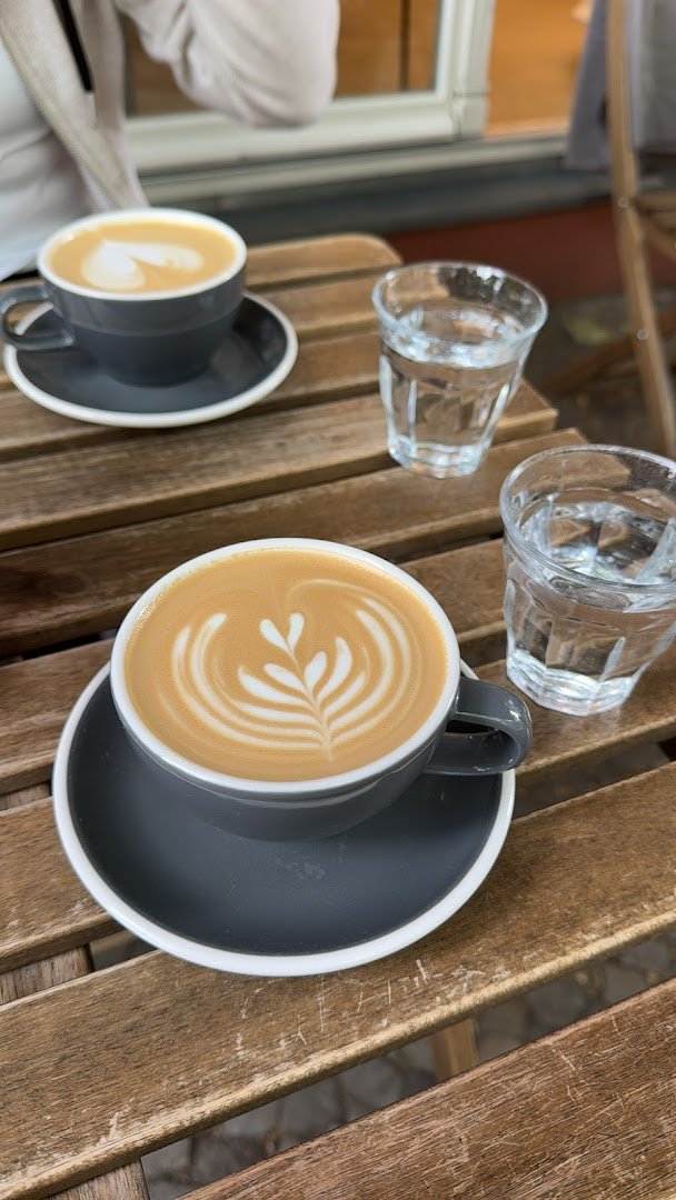 Five Elephant Kollwitz specialty coffee shop in Berlin - photo 12