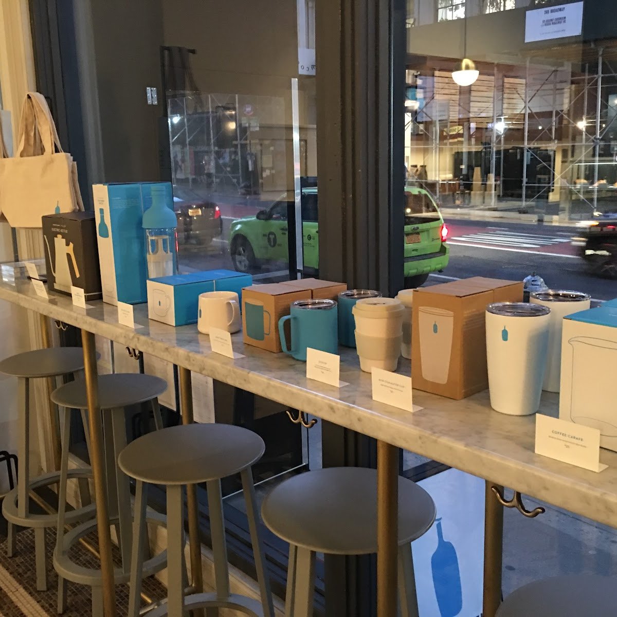 Blue Bottle Coffee specialty coffee shop in New York - photo 12