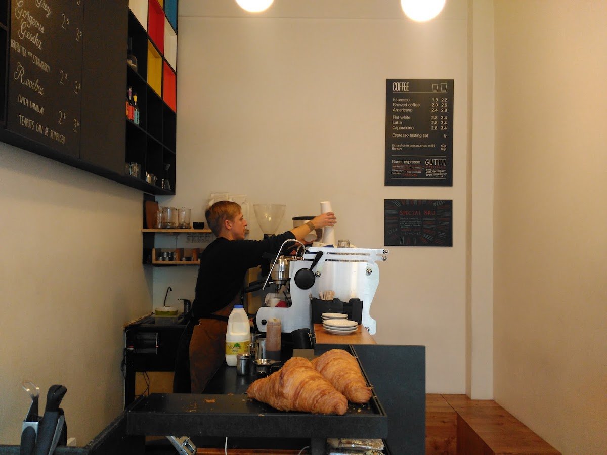 The Espresso Room specialty coffee shop in London - photo 6