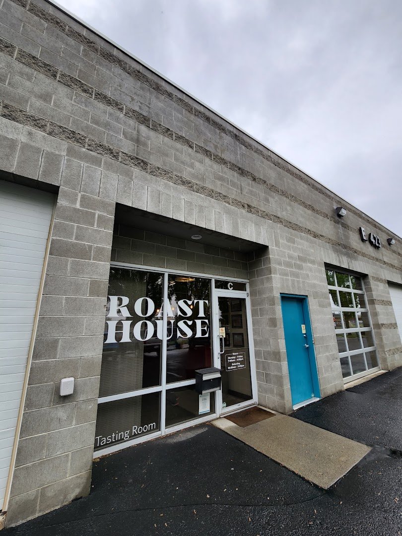 Storefront of Roast House Coffee, specialty coffee shop in Spokane