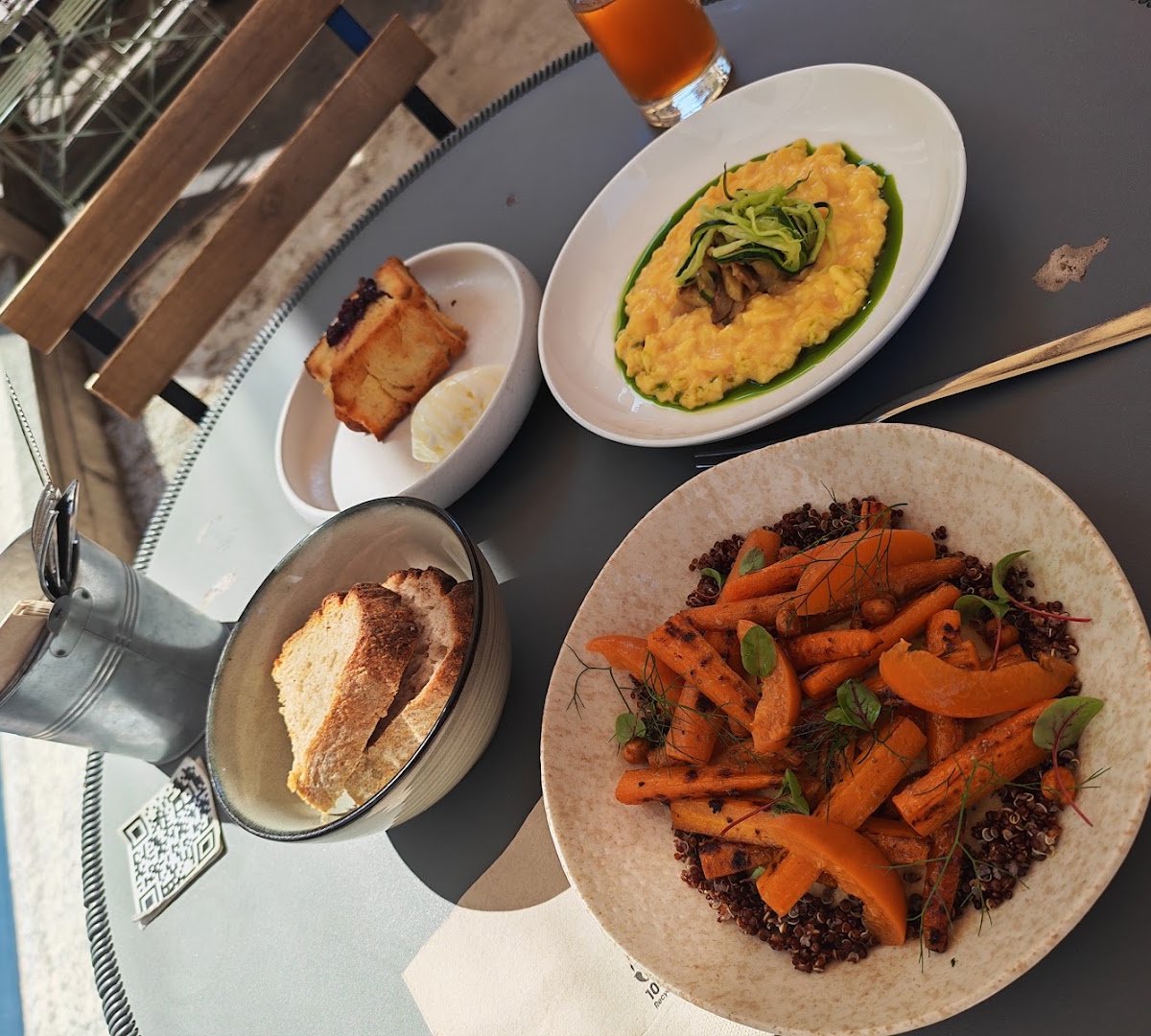 Food at Hygge, specialty coffee shop in Milan