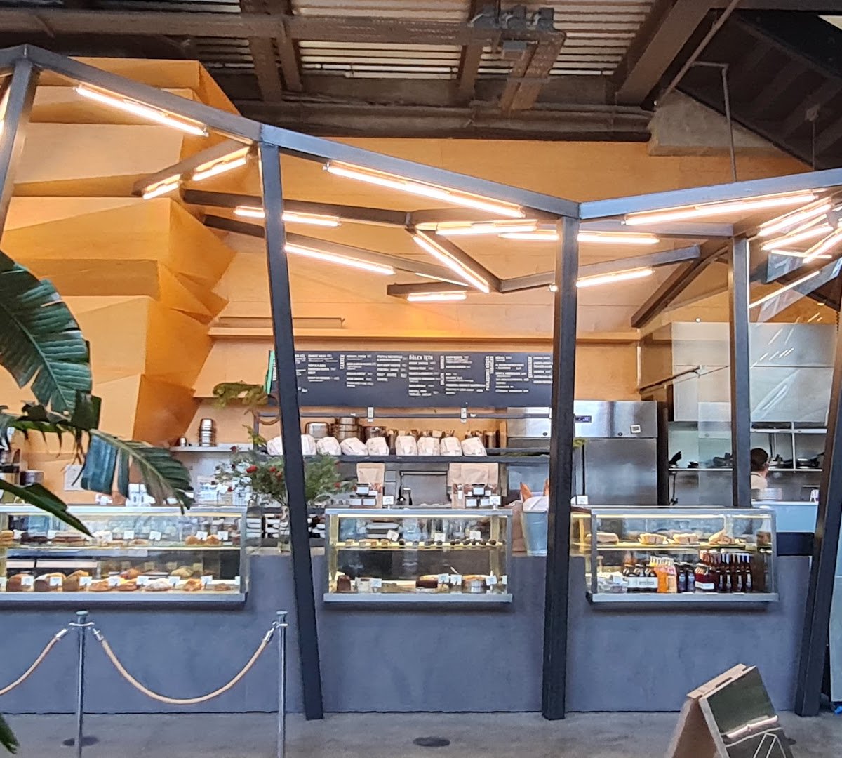 Petra Roasting Co. Maslak specialty coffee shop in Istanbul - photo 10