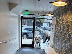 Wrecking Ball Coffee Roasters specialty coffee shop in San Francisco - photo 7