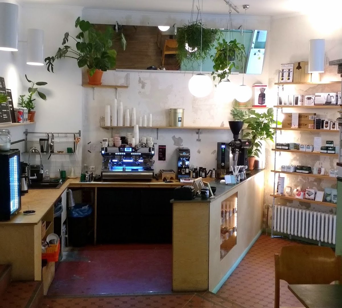Populus Coffee Roasters / Not a cafe specialty coffee shop in Berlin - photo 5