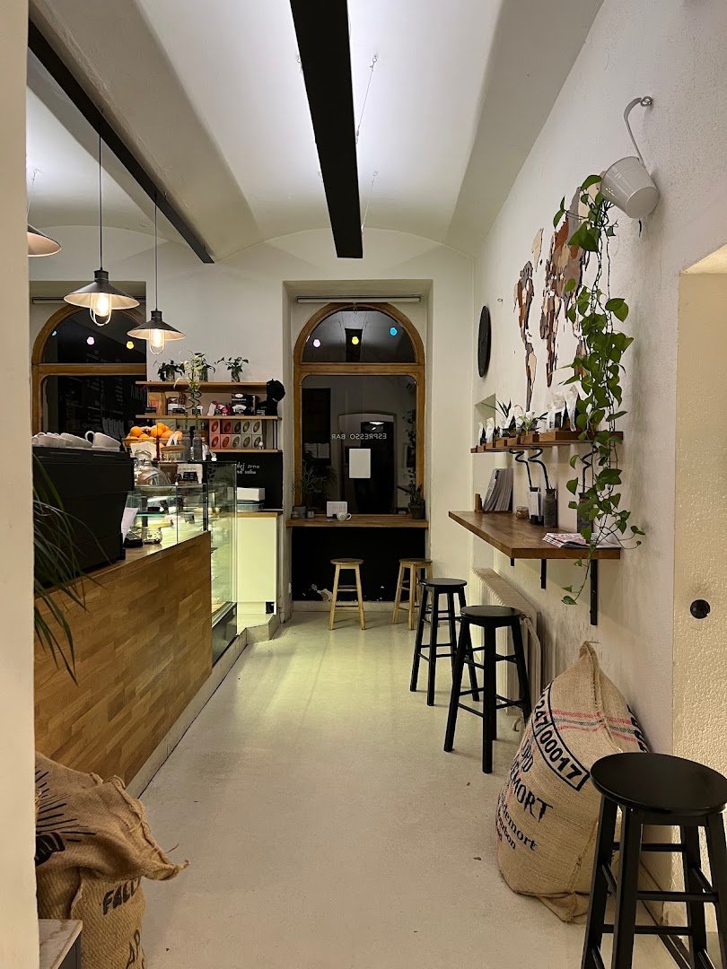 Interior of Kofárna Újezd, specialty coffee shop in Prague