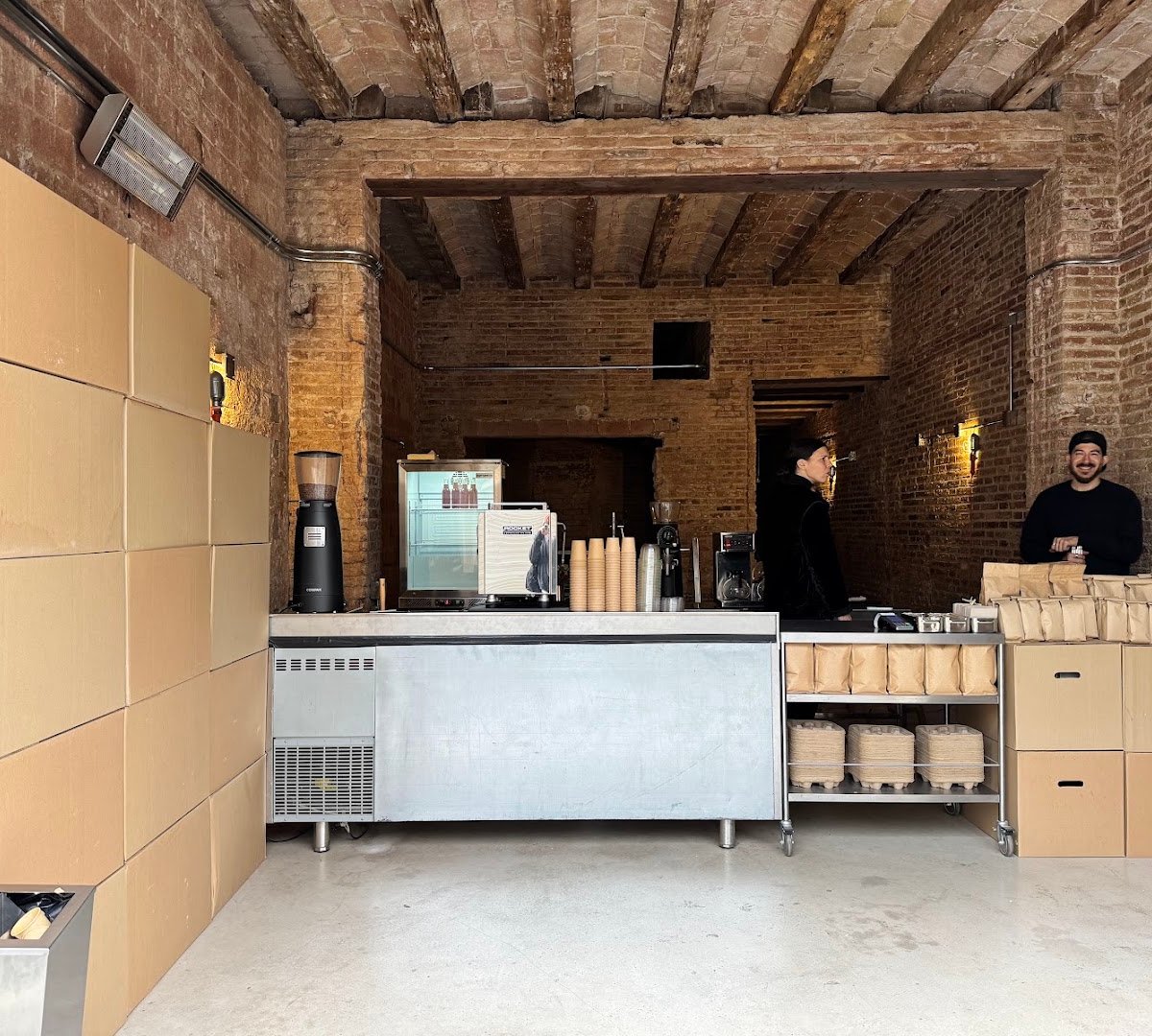 MARE DE DEU DELS DESEMPARATS, 13 specialty coffee shop in Barcelona - photo 6