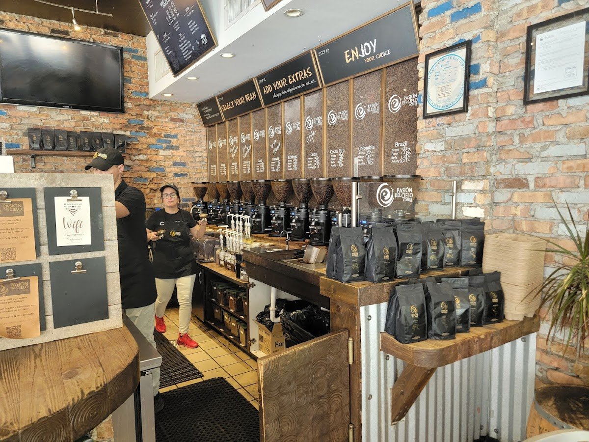 Pasion del Cielo Coffee specialty coffee shop in Miami - photo 3