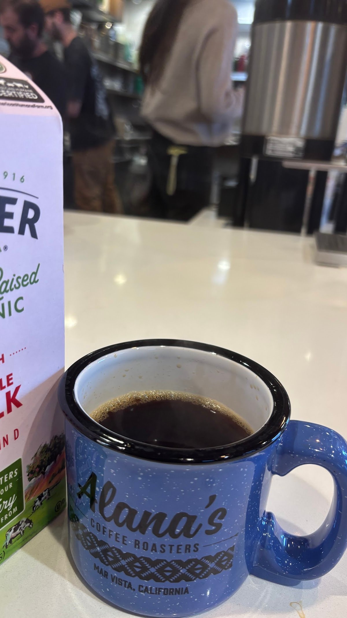 Alana's Coffee Roasters specialty coffee shop in Los Angeles - photo 14