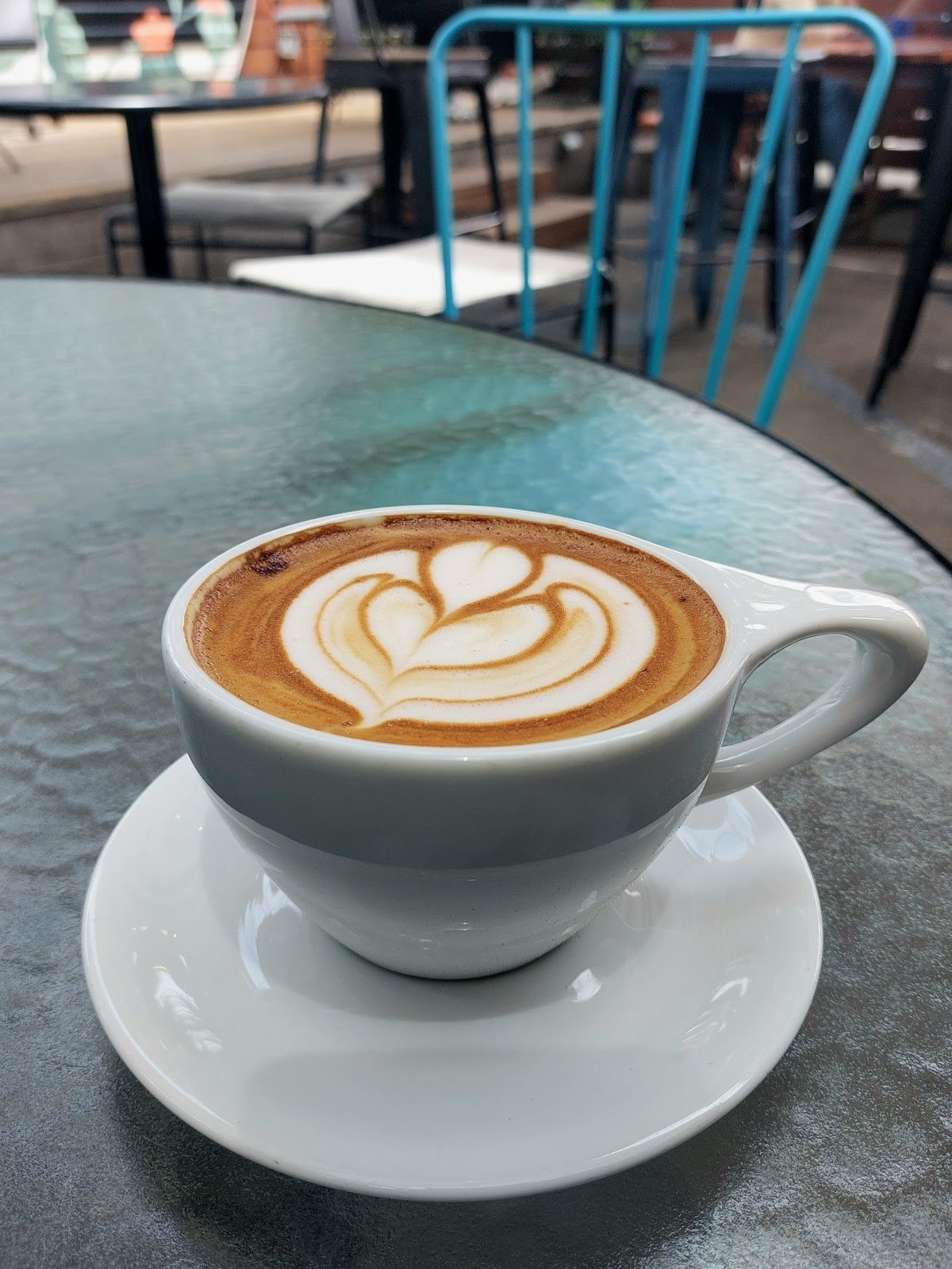 Alana's Coffee Roasters specialty coffee shop in Los Angeles - photo 9