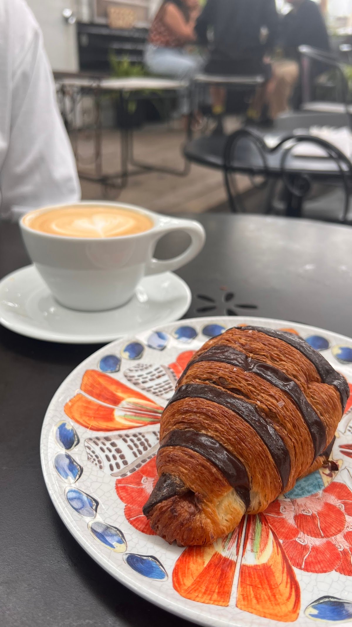 Alana's Coffee Roasters specialty coffee shop in Los Angeles - photo 10