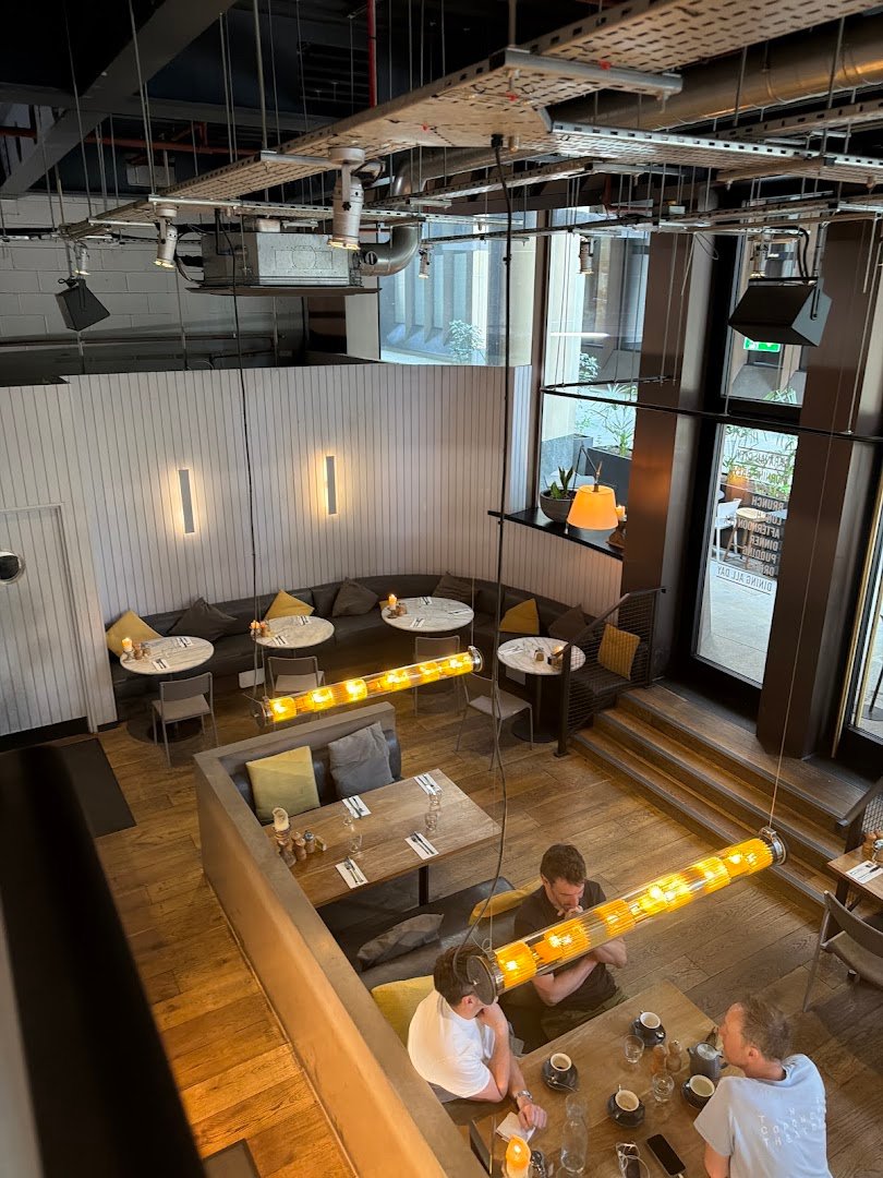 Caravan City specialty coffee shop in London - photo 4